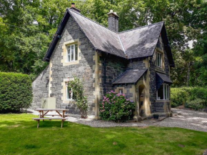 Llantysilio Lodge